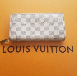 Authentic Louis Vuitton Damier Azur "Zippy Wallet"
